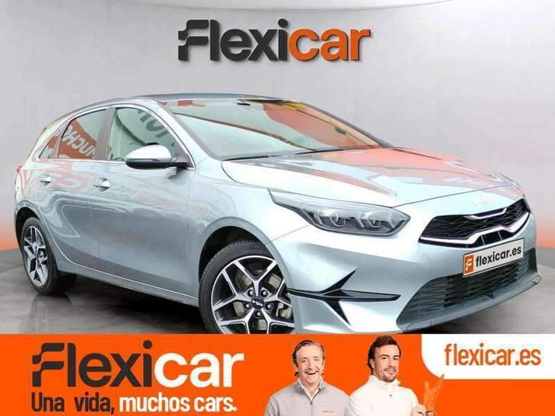 Gris Usado 2022 Kia Ceed Berlina | 15.790 € (Precio justo) - Imagen 1/1