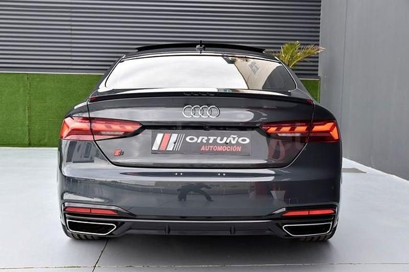 Usado Audi A5 Sportback 163 CV (119 kW) 2021 Gris / plata Utilitario