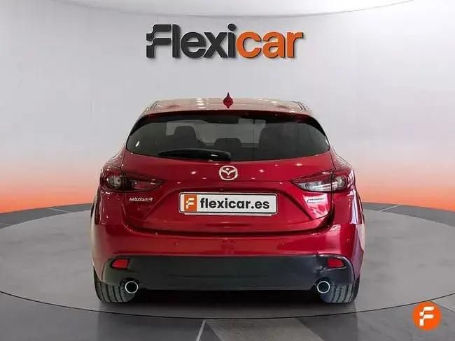 Usado Mazda 3 Luxury 150 CV (110 kW) 2017 Rojo Berlina
