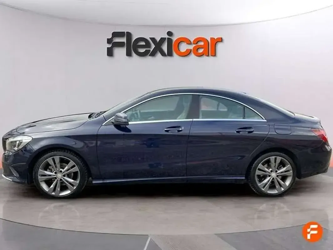 Usado Mercedes CLA220 177 CV (130 kW) 2016 Azul Berlina