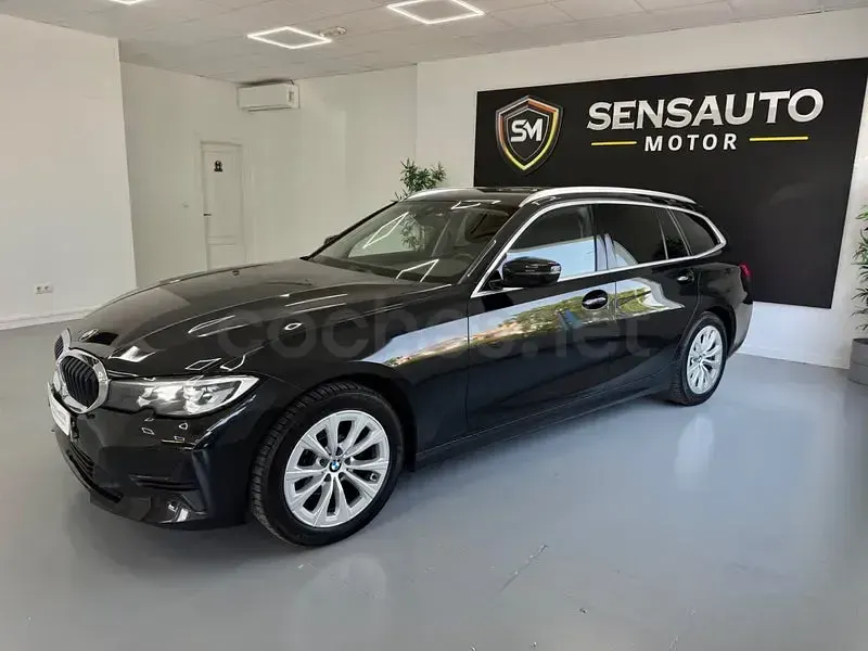 Usado BMW 318 Comfort Edition 150 CV (110 kW) 2021 Negro Familiar