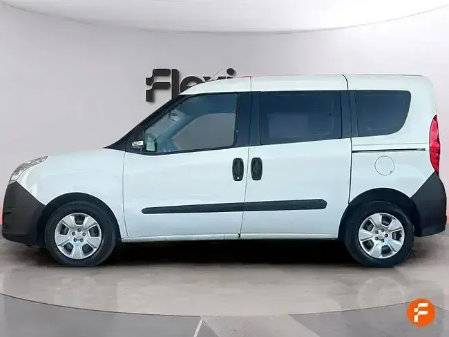 Usado Opel Combo 95 CV (69 kW) 2017 Blanco Monovolumen