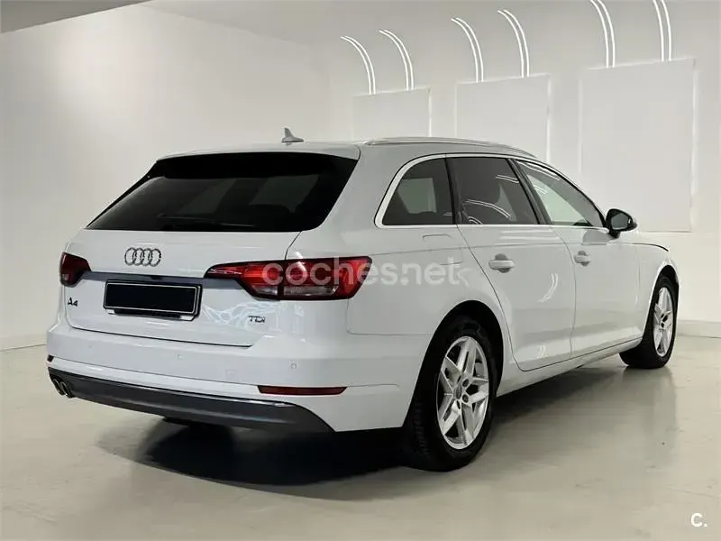 Usado Audi A4 Sport 190 CV (139 kW) 2017 Blanco Familiar