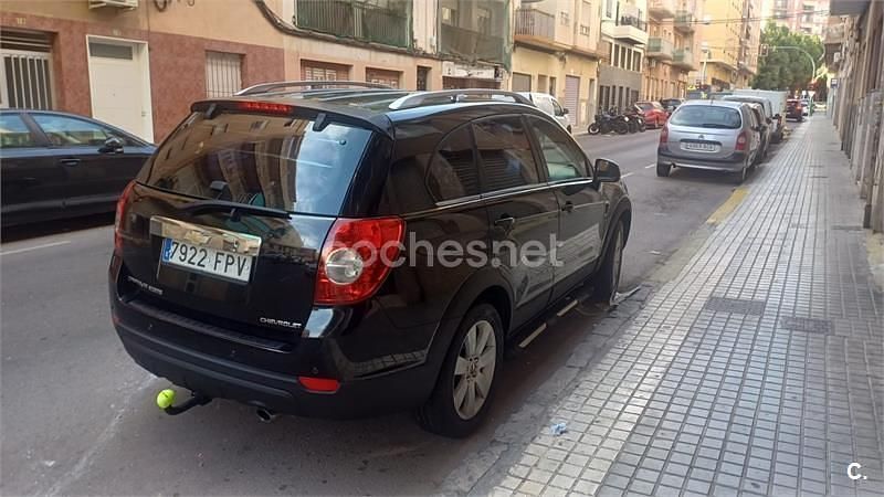 Usado Chevrolet Captiva 150 CV (110 kW) 2007 Negro SUV