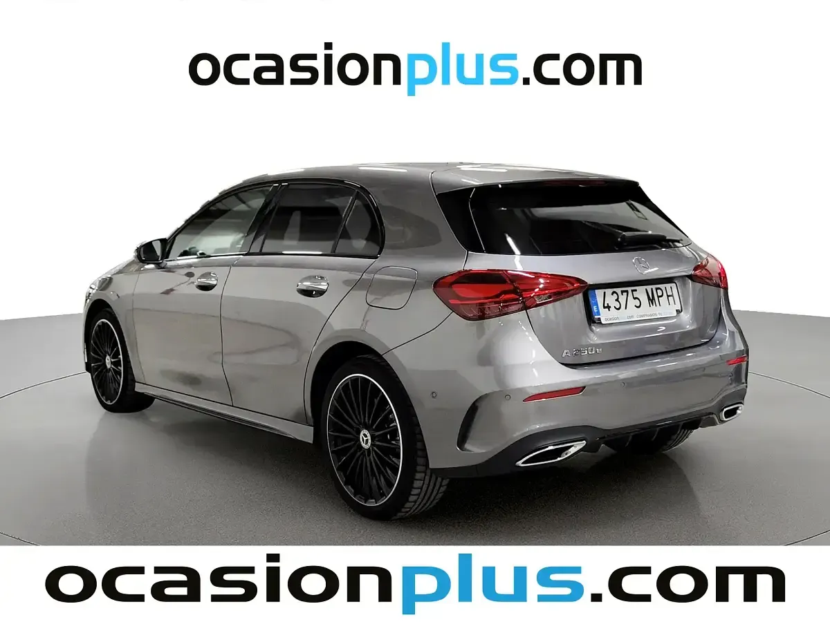 Usado Mercedes A160 218 CV (160 kW) 2024 Gris