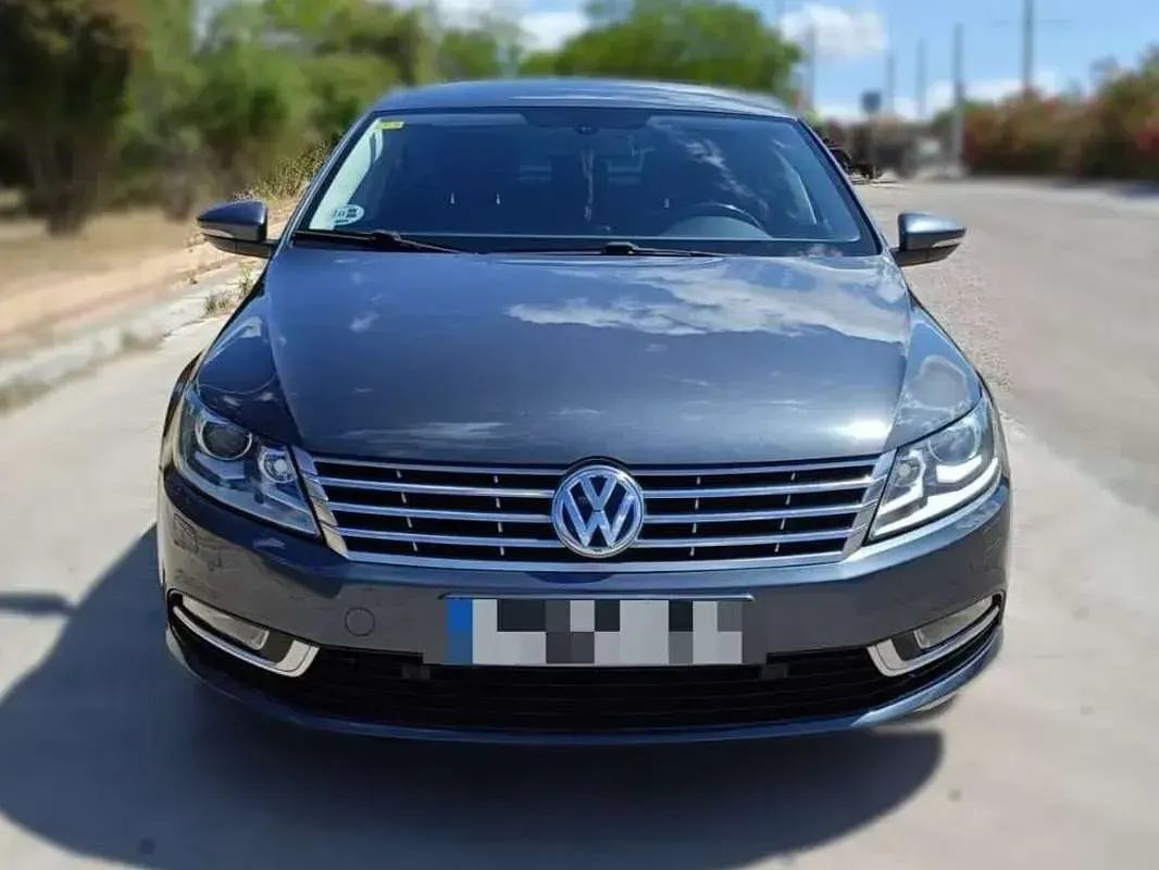 Usado VW CC 140 CV (102 kW) 2014 Gris Berlina