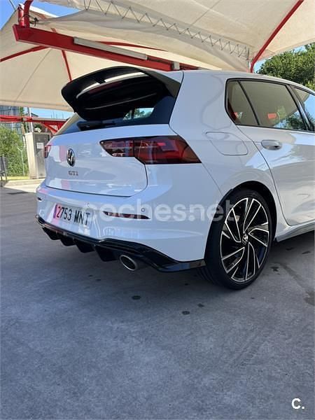 Usado VW Golf VII GTI Clubsport 301 CV (221 kW) 2021 Blanco Utilitario