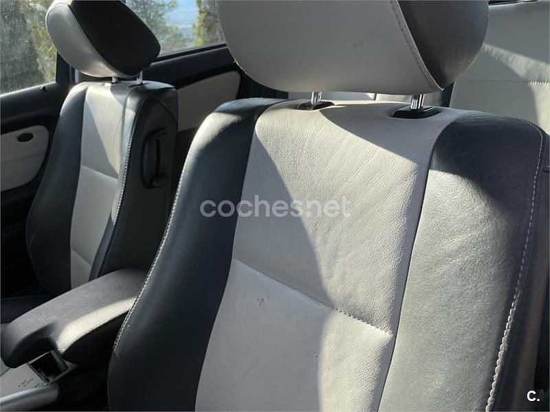 Usado BMW 320 150 CV (110 kW) 2003 Gris / plata Coupe