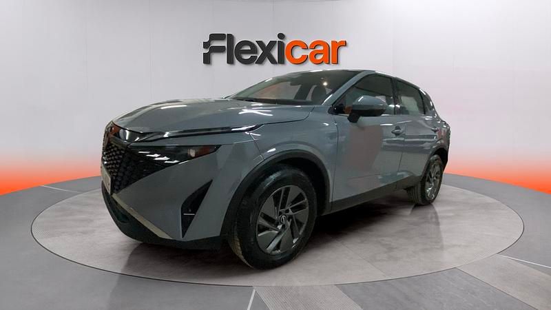 Usado Nissan Qashqai Acenta 140 CV (102 kW) 2025 Gris SUV