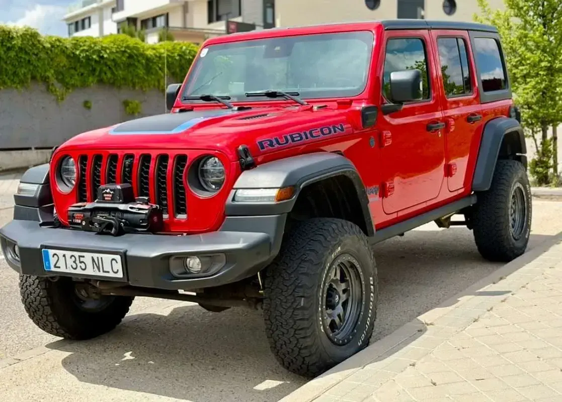 Usado Jeep Wrangler Unlimited Rubicon 381 CV (280 kW) 2021 Rojo SUV