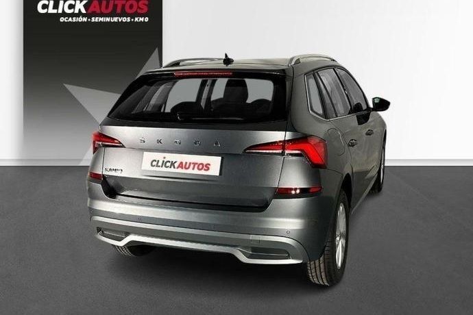 Gris Usado 2023 Skoda Kamiq Ambition SUV | 16.950 € (Buen precio) - Imagen 1/1