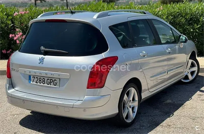 Usado Peugeot 308 SW Premium 110 CV (80 kW) 2009 Gris / plata Familiar
