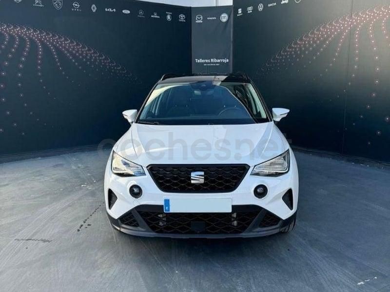 Usado Seat Arona Style 110 CV (80 kW) 2021 Blanco SUV