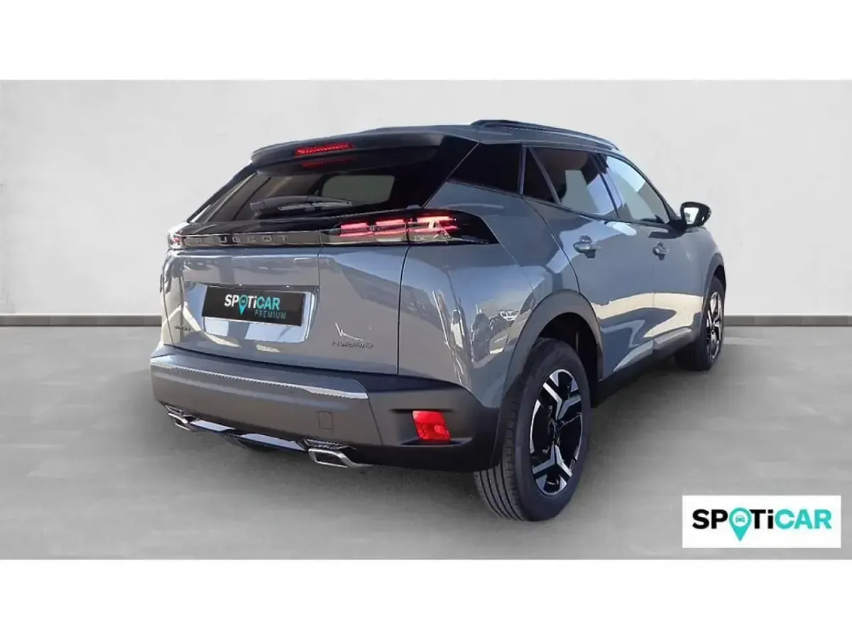 Usado Peugeot 2008 Allure 145 CV (106 kW) 2025 Gris SUV