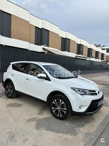 Usado Toyota RAV4 Advance 124 CV (91 kW) 2014 Blanco SUV