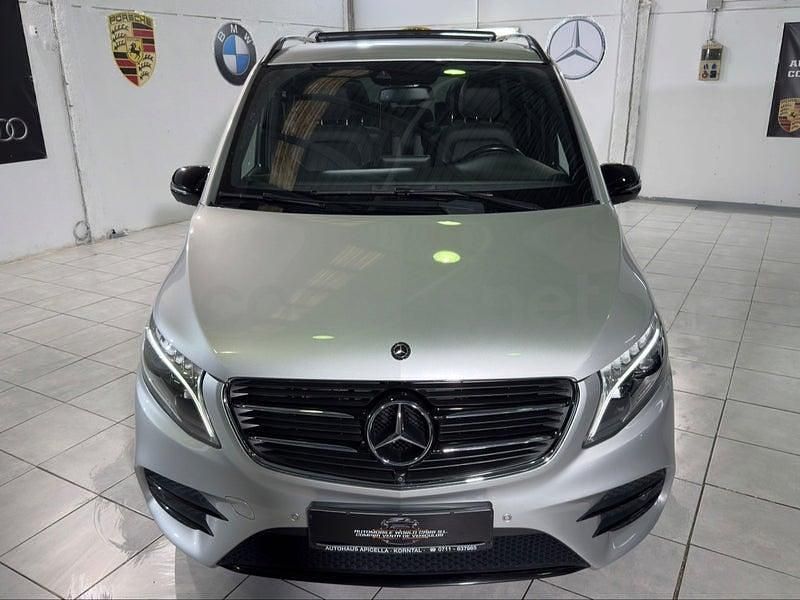Usado Mercedes V250 Exclusive 204 CV (150 kW) 2018 Gris / plata Monovolumen