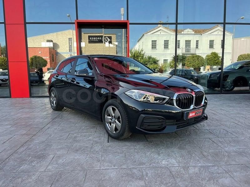 Usado BMW 116 M Sport 116 CV (85 kW) 2021 Negro Utilitario