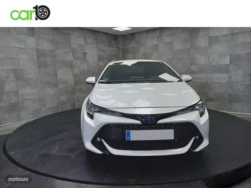 Usado Toyota Corolla Active 122 CV (89 kW) 2021 Blanco Berlina