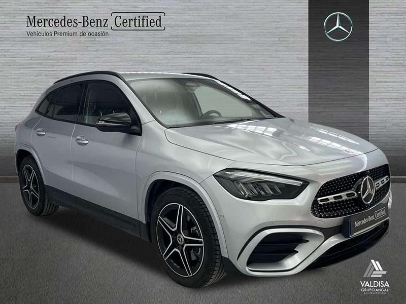 Usado Mercedes GLA200 150 CV (110 kW) 2024 SUV