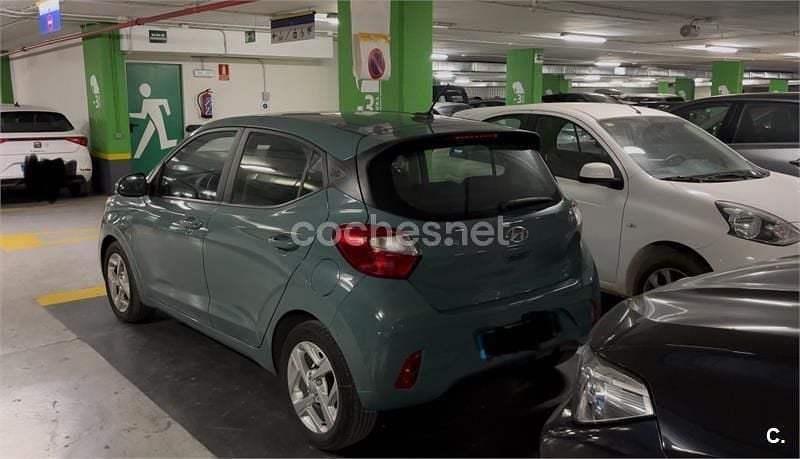 Usado Hyundai i10 67 CV (49 kW) 2022 Verde Utilitario