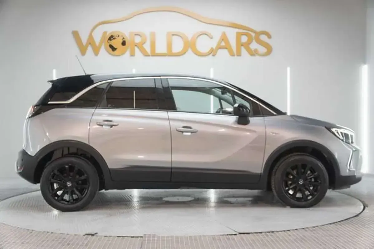 Usado Opel Crossland 110 CV (80 kW) 2021 Gris SUV