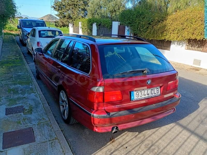 Usado BMW 530 193 CV (141 kW) 2001 Granate Familiar