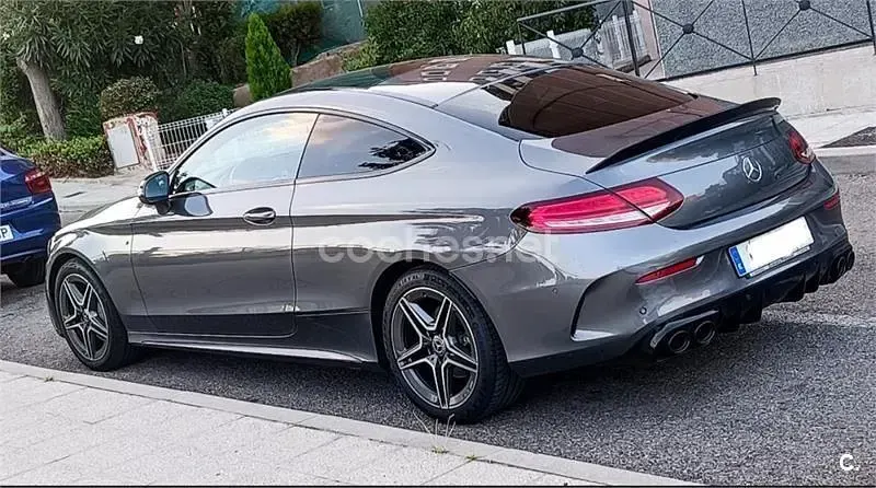 Usado Mercedes C220 194 CV (142 kW) 2018 Gris / plata Coupe