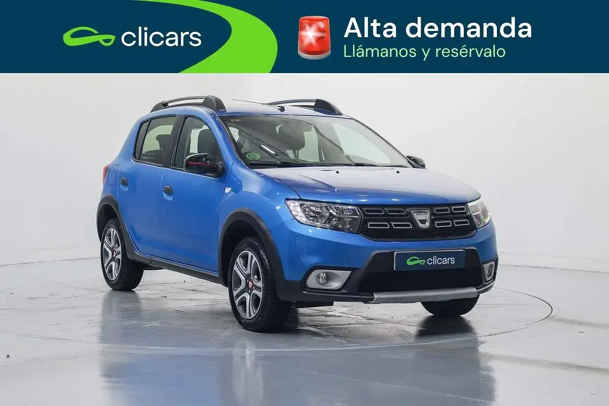 Usado Dacia Sandero 90 CV (66 kW) 2019 Azul Utilitario
