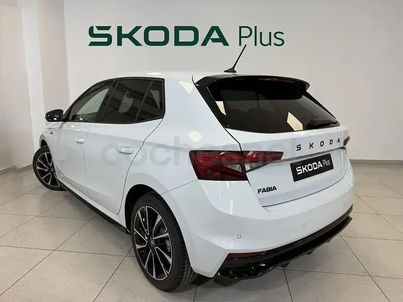 Usado Skoda Fabia Monte Carlo 116 CV (85 kW) 2026 Blanco Utilitario