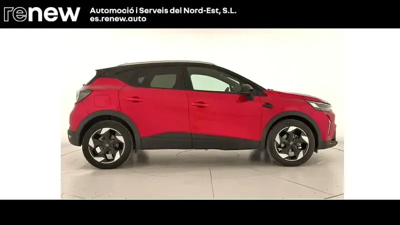 Usado Renault Captur Techno 100 CV (73 kW) 2025 Rojo SUV