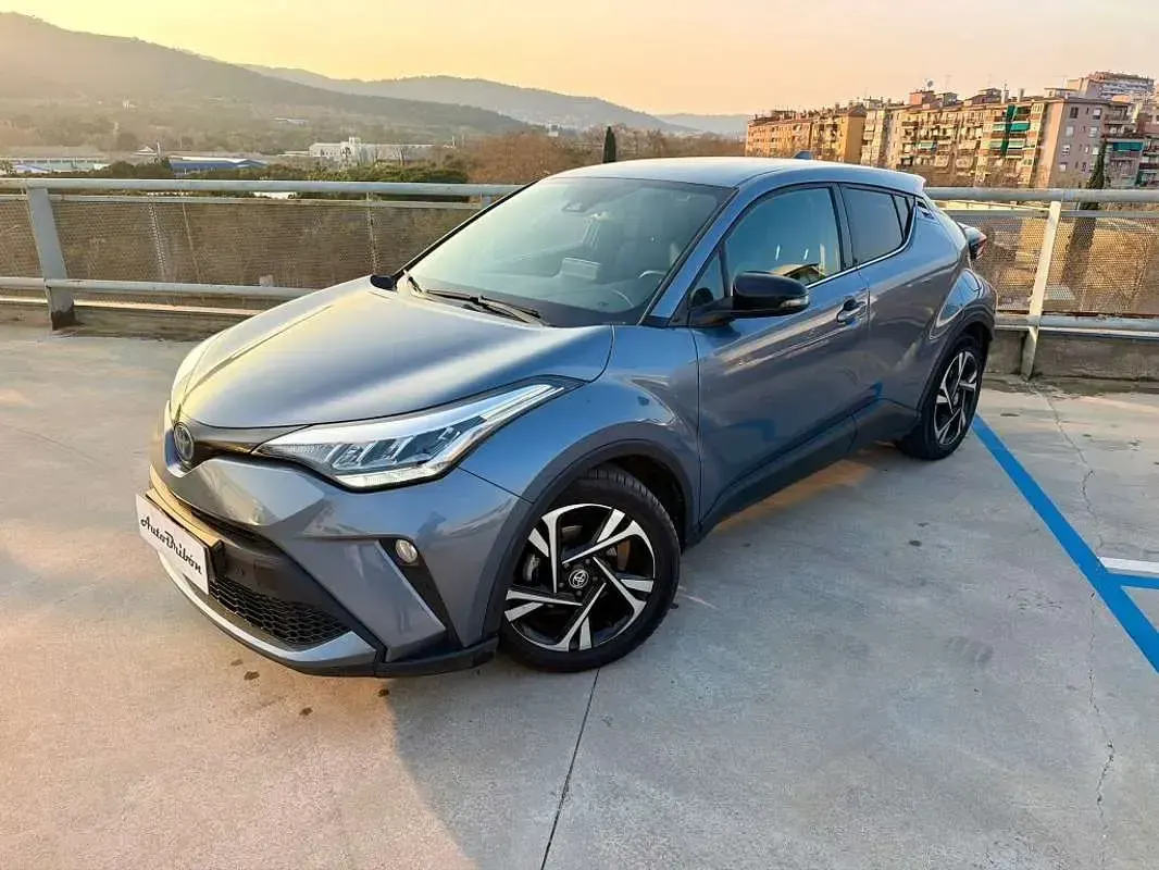 Usado Toyota C-HR Advance 122 CV (89 kW) 2023 Gris SUV