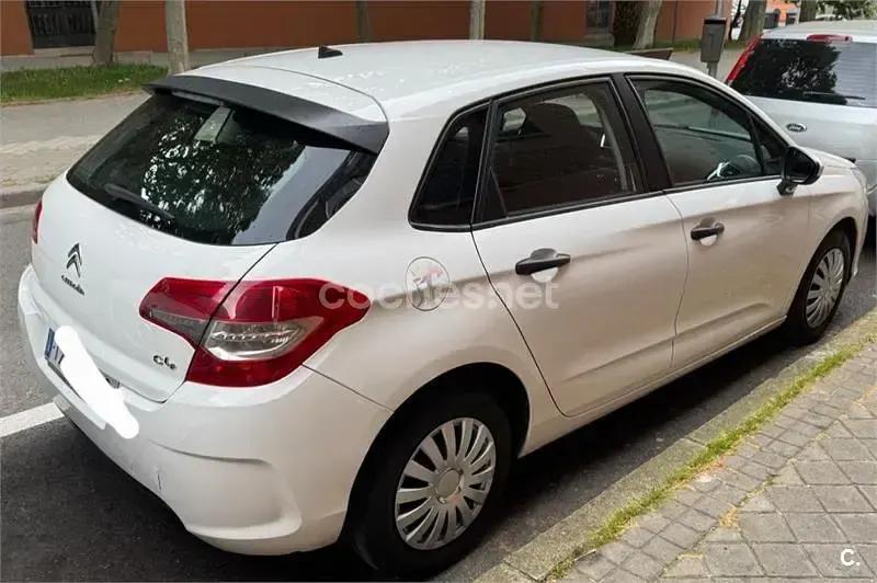 Usado Citroën C4 114 HP (83 kW) 2014 Branco Sedan