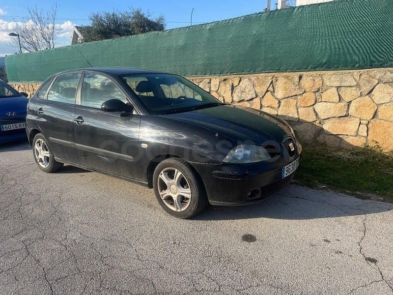 Usado Seat Ibiza Sport 100 CV (73 kW) 2005 Negro Utilitario