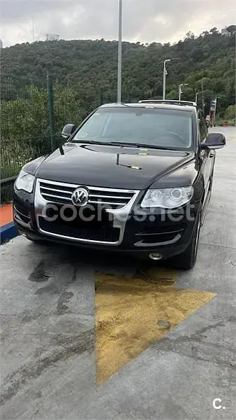 Usado VW Touareg 225 CV (165 kW) 2008 Negro SUV