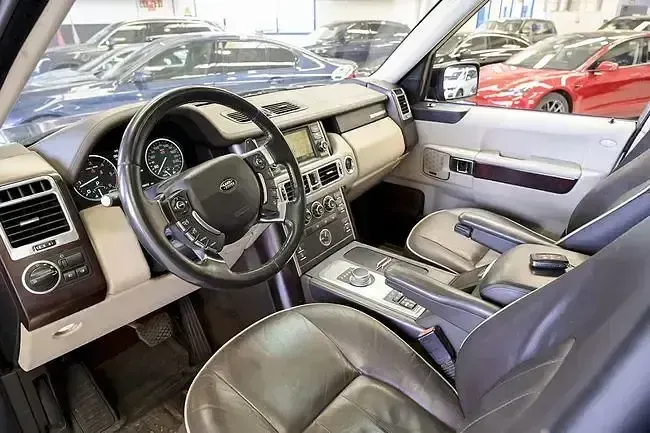 Usado Land Rover Range Rover Vogue 313 CV (230 kW) 2011 Azul SUV