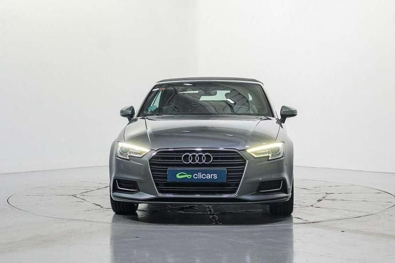 Usado Audi A3 Cabriolet Design 116 CV (85 kW) 2017 Gris Descapotable