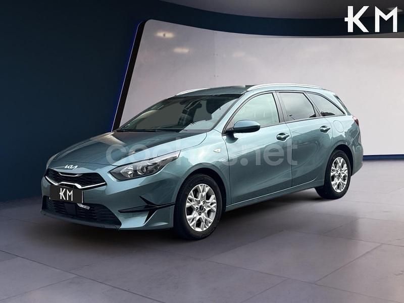 Verde Usado 2023 Kia Ceed Utilitario | 18.500 € (Un poco caro) - Imagen 1/4