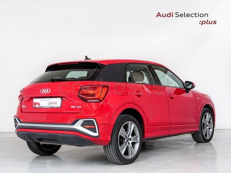 Usado Audi Q2 S-Line 150 CV (110 kW) 2023 Rojo SUV