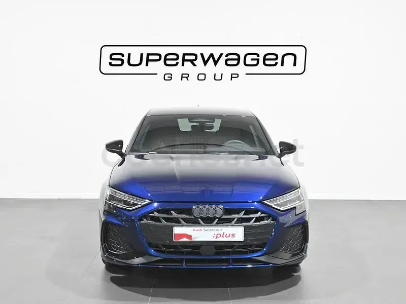 Usado Audi A3 Comfort 150 CV (110 kW) 2025 Azul Berlina