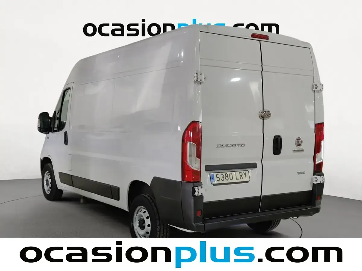 Usado Fiat Ducato 136 CV (100 kW) 2021 Blanco Van