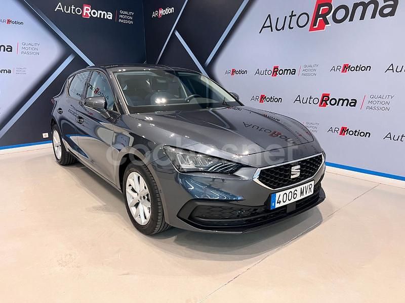 Gris / plata Usado 2025 Seat Leon Style Berlina | 19.350 € (Super precio) - Imagen 1/4