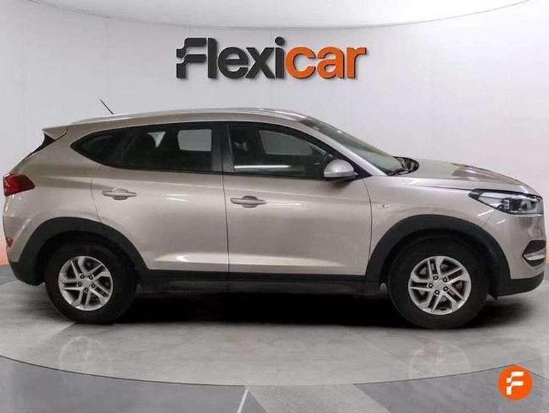 Usado Hyundai Tucson 116 HP (85 kW) 2018 Cinzento SUV