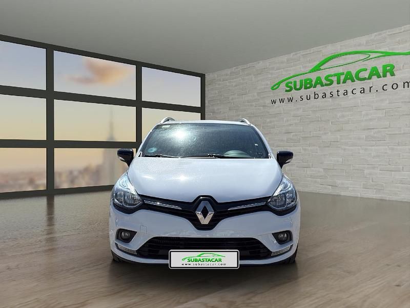 Usado Renault Clio GrandTour LIMITED 90 CV (66 kW) 2018 Blanco Familiar