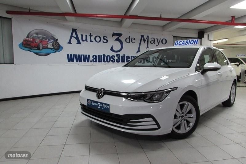Usado VW Golf VIII Life 110 CV (80 kW) 2021 Blanco Berlina