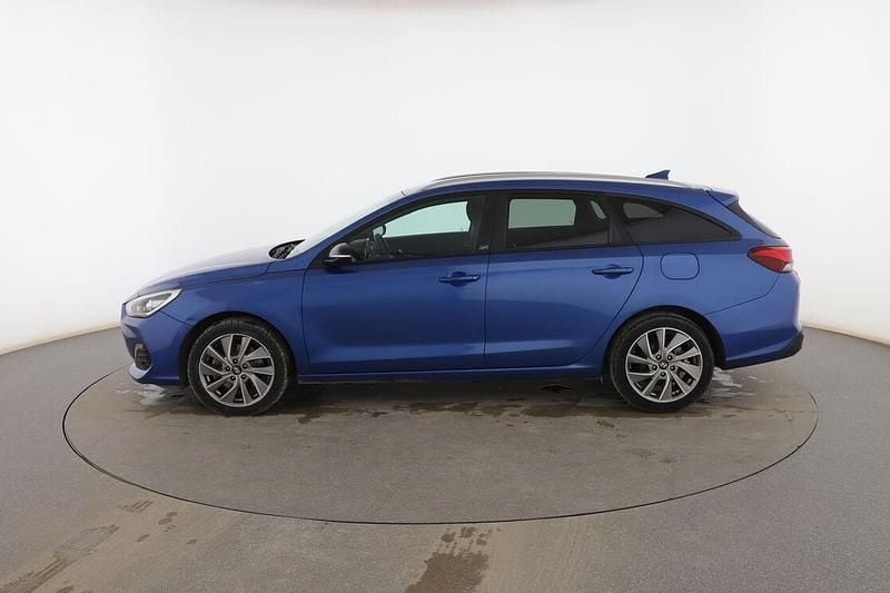Usado Hyundai i30 GO! 115 CV (84 kW) 2019 Azul Familiar