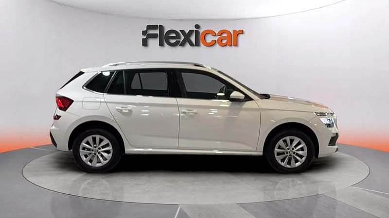 Usado Skoda Kamiq Selection 116 CV (85 kW) 2024 Blanco SUV
