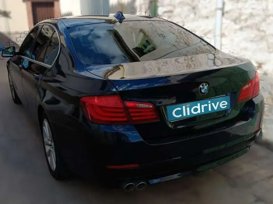 Usado BMW 520 177 CV (130 kW) 2013 Azul Berlina