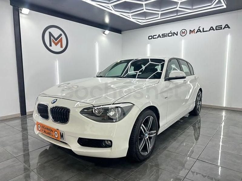 Usado BMW 118 Sport Line 143 CV (105 kW) 2014 Blanco Utilitario