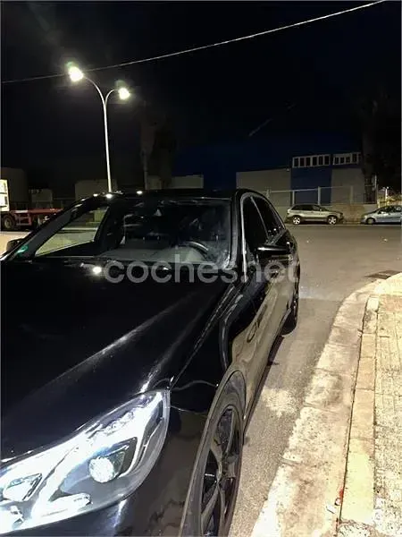 Usado Mercedes E400 Avantgarde 333 CV (244 kW) 2015 Negro Berlina