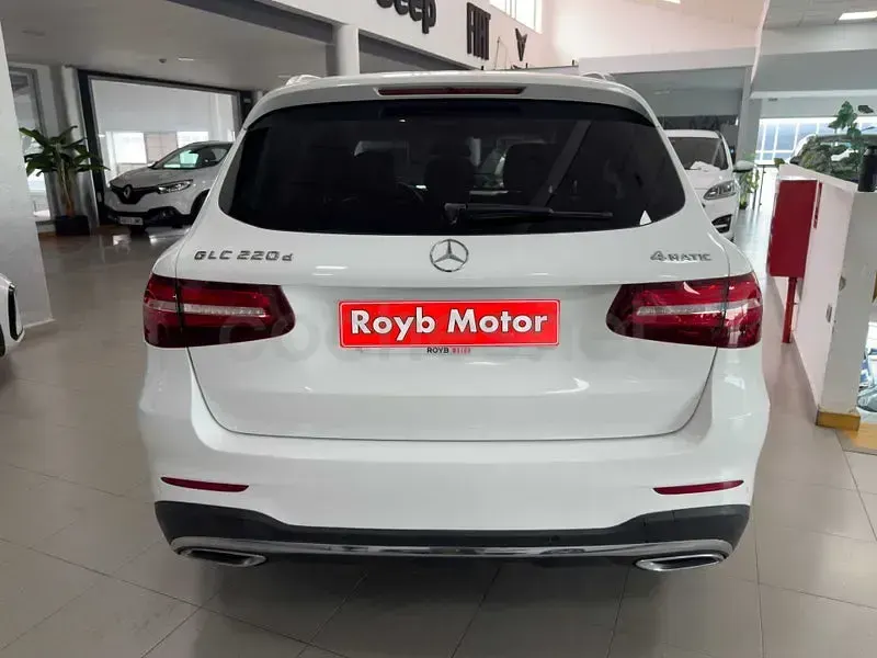 Usado Mercedes GLC220 194 CV (142 kW) 2016 Blanco SUV